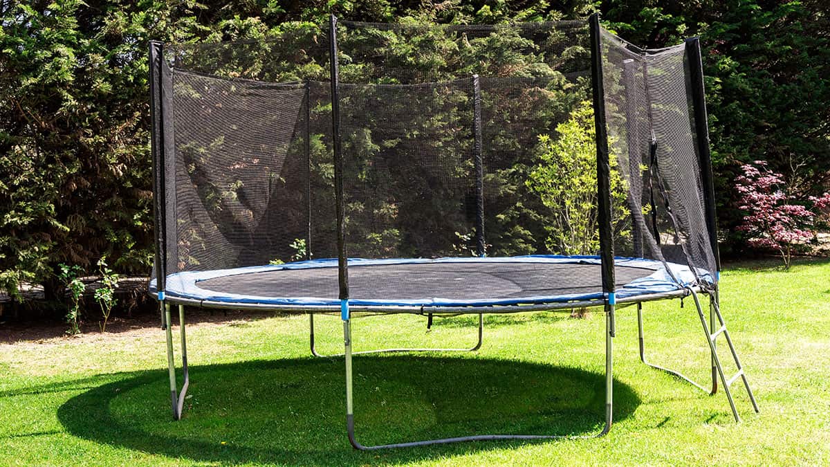 How to dispose of your old or broken trampoline 1-800-GOT-JUNK? removes a broken trampoline and ensures its proper recycling.